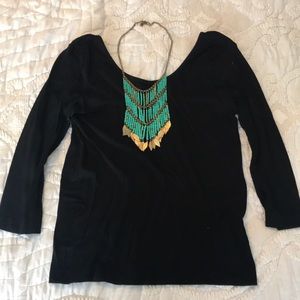 Seamless black crop top